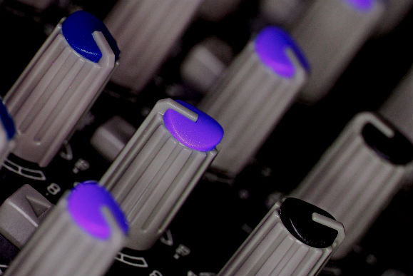knobs on mixer